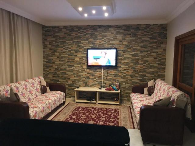 Girne merkezde satılık 3+1 apartman dairesi